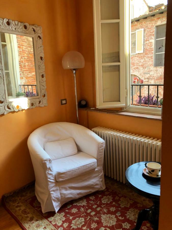 Storico Loft Nel Cuore Di Lucca Exterior photo