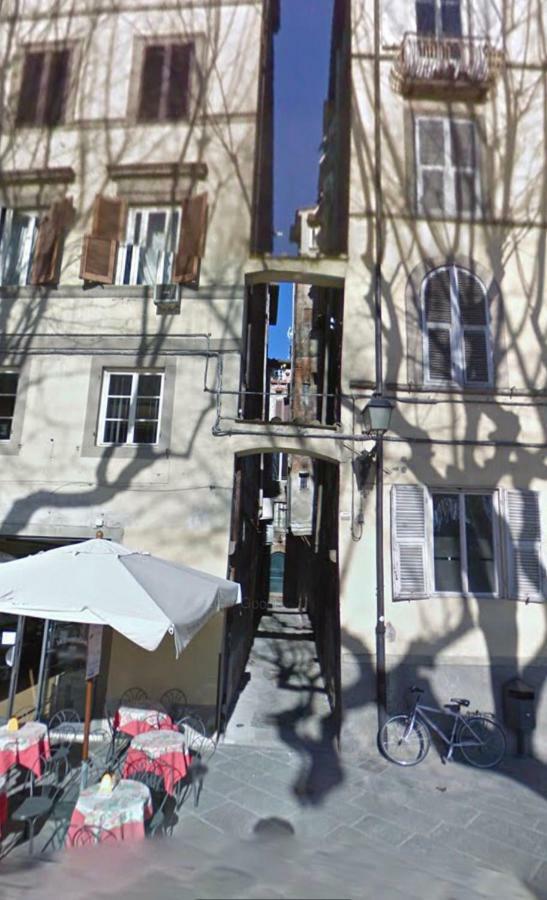 Storico Loft Nel Cuore Di Lucca Exterior photo